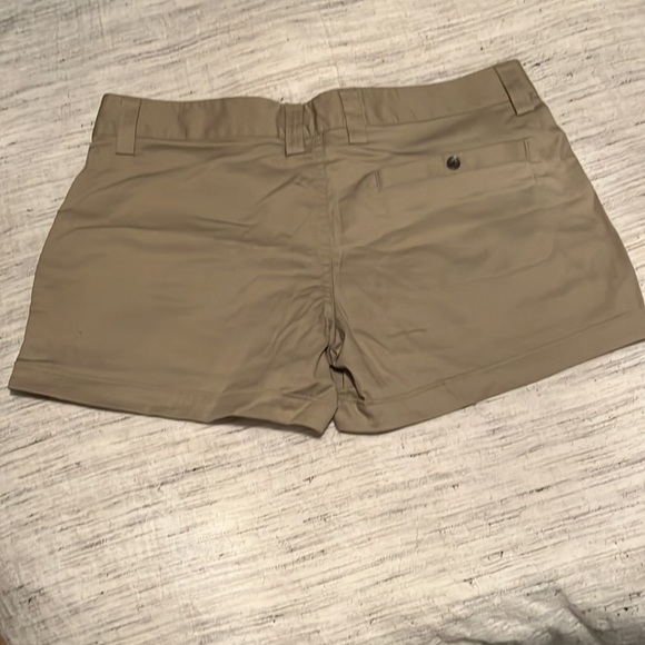 Under Armour - Picture 2 of 3